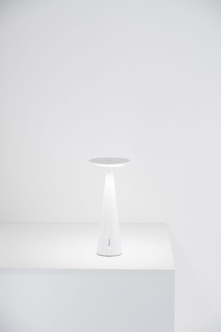 Lampada da tavolo Dama Pro USB LD0611B3